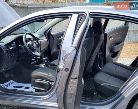 Сірий Кіа Ріо, об'ємом двигуна 1.37 л та пробігом 135 тис. км за 12999 $, фото 34 на Automoto.ua