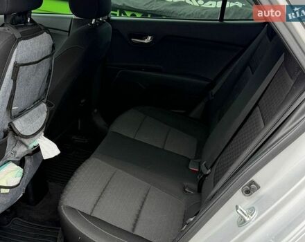 Серый Киа Рио, объемом двигателя 1.59 л и пробегом 108 тыс. км за 11800 $, фото 15 на Automoto.ua