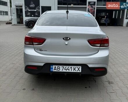 Серый Киа Рио, объемом двигателя 1.59 л и пробегом 108 тыс. км за 11800 $, фото 6 на Automoto.ua
