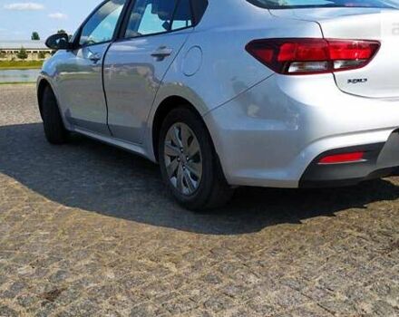 Серый Киа Рио, объемом двигателя 1.6 л и пробегом 8 тыс. км за 14500 $, фото 3 на Automoto.ua