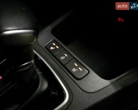Сірий Кіа Ріо, об'ємом двигуна 1.37 л та пробігом 60 тис. км за 13999 $, фото 25 на Automoto.ua