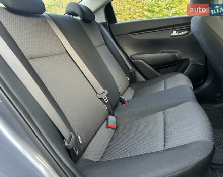 Серый Киа Рио, объемом двигателя 1.37 л и пробегом 87 тыс. км за 13500 $, фото 47 на Automoto.ua