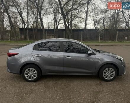 Серый Киа Рио, объемом двигателя 1.37 л и пробегом 60 тыс. км за 13800 $, фото 5 на Automoto.ua