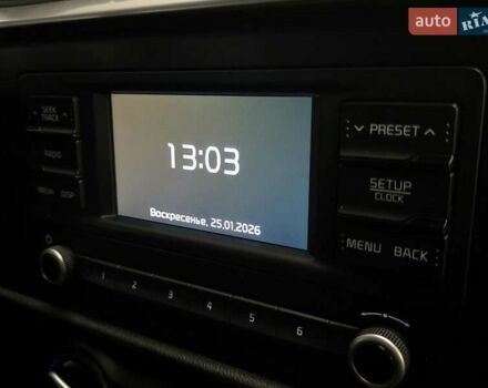 Сірий Кіа Ріо, об'ємом двигуна 1.37 л та пробігом 60 тис. км за 13999 $, фото 27 на Automoto.ua