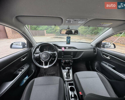 Серый Киа Рио, объемом двигателя 1.37 л и пробегом 86 тыс. км за 13700 $, фото 18 на Automoto.ua