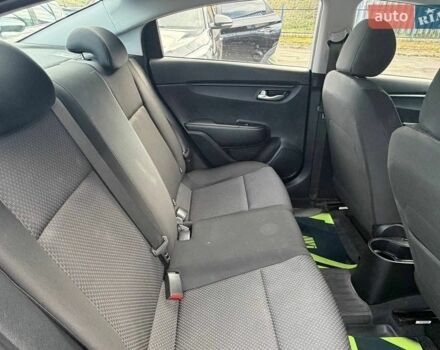 Серый Киа Рио, объемом двигателя 1.37 л и пробегом 95 тыс. км за 14000 $, фото 41 на Automoto.ua