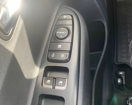 Серый Киа Рио, объемом двигателя 1.59 л и пробегом 97 тыс. км за 13500 $, фото 6 на Automoto.ua