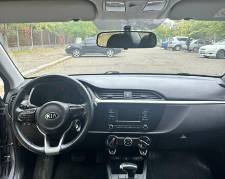 Серый Киа Рио, объемом двигателя 1.37 л и пробегом 57 тыс. км за 13800 $, фото 9 на Automoto.ua