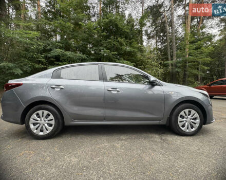 Серый Киа Рио, объемом двигателя 1.37 л и пробегом 67 тыс. км за 13800 $, фото 7 на Automoto.ua
