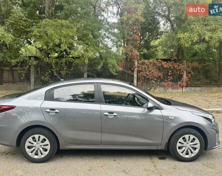 Серый Киа Рио, объемом двигателя 1.37 л и пробегом 57 тыс. км за 13800 $, фото 6 на Automoto.ua