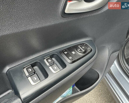 Серый Киа Рио, объемом двигателя 1.37 л и пробегом 86 тыс. км за 13700 $, фото 20 на Automoto.ua