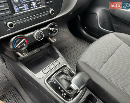 Серый Киа Рио, объемом двигателя 1.37 л и пробегом 86 тыс. км за 13700 $, фото 29 на Automoto.ua