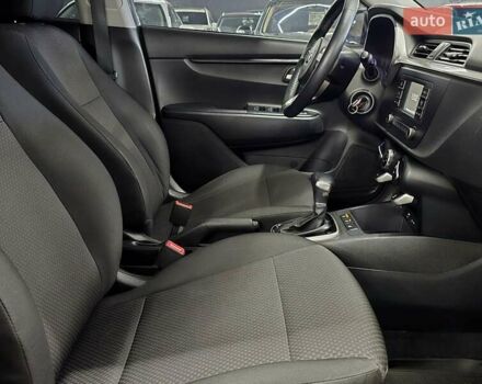 Сірий Кіа Ріо, об'ємом двигуна 1.37 л та пробігом 60 тис. км за 13999 $, фото 24 на Automoto.ua