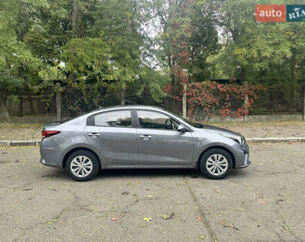 Серый Киа Рио, объемом двигателя 1.37 л и пробегом 57 тыс. км за 13800 $, фото 4 на Automoto.ua