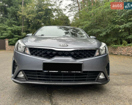 Серый Киа Рио, объемом двигателя 1.37 л и пробегом 67 тыс. км за 13800 $, фото 5 на Automoto.ua