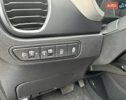 Серый Киа Рио, объемом двигателя 1.37 л и пробегом 86 тыс. км за 13700 $, фото 23 на Automoto.ua