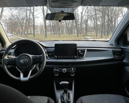 Сірий Кіа Ріо, об'ємом двигуна 1.6 л та пробігом 109 тис. км за 11800 $, фото 5 на Automoto.ua