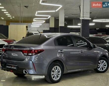 Сірий Кіа Ріо, об'ємом двигуна 1.37 л та пробігом 60 тис. км за 13999 $, фото 7 на Automoto.ua