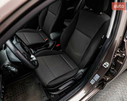 Серый Киа Рио, объемом двигателя 1.6 л и пробегом 27 тыс. км за 15859 $, фото 9 на Automoto.ua
