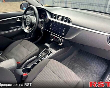 Серый Киа Рио, объемом двигателя 1.6 л и пробегом 70 тыс. км за 15300 $, фото 3 на Automoto.ua