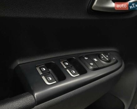 Сірий Кіа Ріо, об'ємом двигуна 1.37 л та пробігом 60 тис. км за 13999 $, фото 17 на Automoto.ua