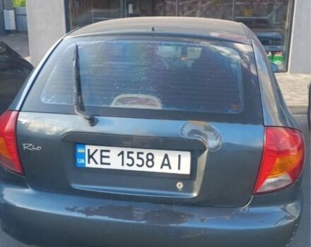 Серый Киа Рио, объемом двигателя 1.5 л и пробегом 315 тыс. км за 1250 $, фото 4 на Automoto.ua