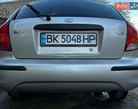 Серый Киа Рио, объемом двигателя 1.49 л и пробегом 170 тыс. км за 2500 $, фото 5 на Automoto.ua