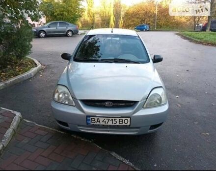 Серый Киа Рио, объемом двигателя 1.34 л и пробегом 214 тыс. км за 3100 $, фото 2 на Automoto.ua