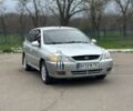 Серый Киа Рио, объемом двигателя 1.3 л и пробегом 225 тыс. км за 2500 $, фото 1 на Automoto.ua