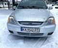 Серый Киа Рио, объемом двигателя 1.3 л и пробегом 402 тыс. км за 3300 $, фото 1 на Automoto.ua