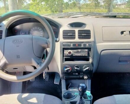 Сірий Кіа Ріо, об'ємом двигуна 1.3 л та пробігом 280 тис. км за 2100 $, фото 7 на Automoto.ua