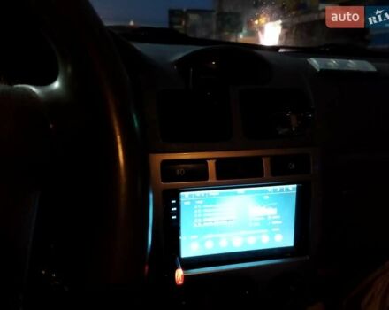 Серый Киа Рио, объемом двигателя 1.34 л и пробегом 380 тыс. км за 3000 $, фото 9 на Automoto.ua