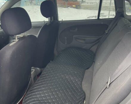 Сірий Кіа Ріо, об'ємом двигуна 1.34 л та пробігом 402 тис. км за 3300 $, фото 10 на Automoto.ua