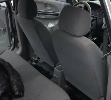 Серый Киа Рио, объемом двигателя 1.34 л и пробегом 145 тыс. км за 2300 $, фото 9 на Automoto.ua