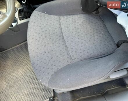 Серый Киа Рио, объемом двигателя 1.3 л и пробегом 181 тыс. км за 2200 $, фото 10 на Automoto.ua
