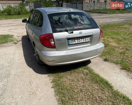 Серый Киа Рио, объемом двигателя 1.3 л и пробегом 181 тыс. км за 2200 $, фото 5 на Automoto.ua