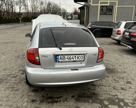 Серый Киа Рио, объемом двигателя 1.49 л и пробегом 300 тыс. км за 2500 $, фото 4 на Automoto.ua