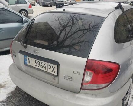 Серый Киа Рио, объемом двигателя 1.5 л и пробегом 172 тыс. км за 2200 $, фото 2 на Automoto.ua