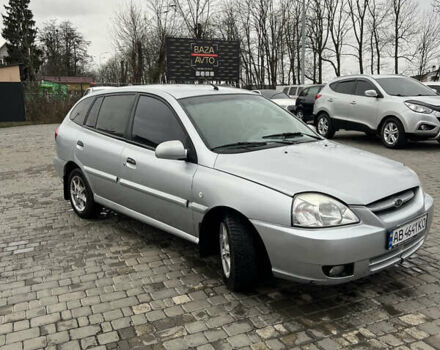 Серый Киа Рио, объемом двигателя 1.49 л и пробегом 300 тыс. км за 2500 $, фото 1 на Automoto.ua