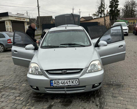 Серый Киа Рио, объемом двигателя 1.49 л и пробегом 300 тыс. км за 2500 $, фото 2 на Automoto.ua