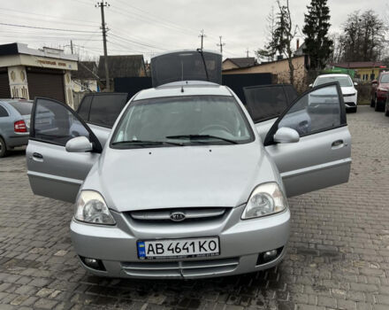 Сірий Кіа Ріо, об'ємом двигуна 1.49 л та пробігом 300 тис. км за 2500 $, фото 5 на Automoto.ua