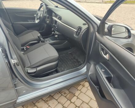 Серый Киа Рио, объемом двигателя 1.6 л и пробегом 23 тыс. км за 12950 $, фото 15 на Automoto.ua