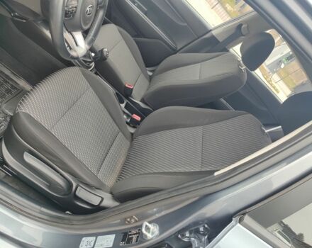 Серый Киа Рио, объемом двигателя 1.6 л и пробегом 23 тыс. км за 12950 $, фото 10 на Automoto.ua