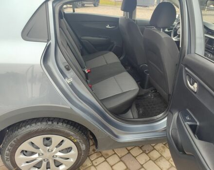 Серый Киа Рио, объемом двигателя 1.6 л и пробегом 23 тыс. км за 12950 $, фото 3 на Automoto.ua