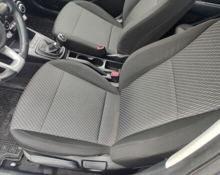 Серый Киа Рио, объемом двигателя 1.6 л и пробегом 23 тыс. км за 12950 $, фото 13 на Automoto.ua