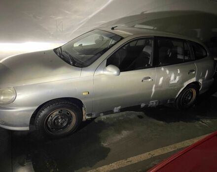 Сірий Кіа Ріо, об'ємом двигуна 1.5 л та пробігом 200 тис. км за 1397 $, фото 1 на Automoto.ua