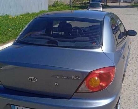 Серый Киа Рио, объемом двигателя 1.3 л и пробегом 330 тыс. км за 2000 $, фото 1 на Automoto.ua