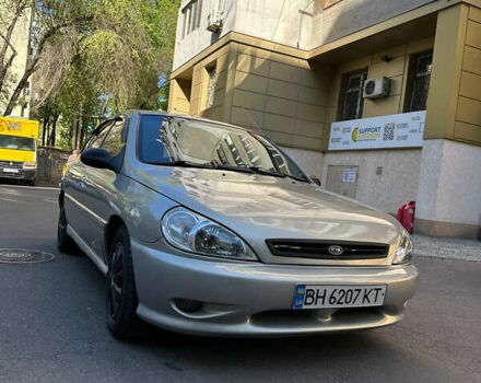 Серый Киа Рио, объемом двигателя 1.5 л и пробегом 268 тыс. км за 3300 $, фото 1 на Automoto.ua