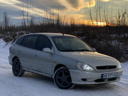 Сірий Кіа Ріо, об'ємом двигуна 1.5 л та пробігом 293 тис. км за 2500 $, фото 1 на Automoto.ua