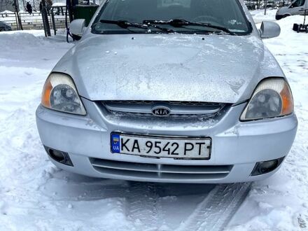 Серый Киа Рио, объемом двигателя 1.3 л и пробегом 402 тыс. км за 3300 $, фото 1 на Automoto.ua